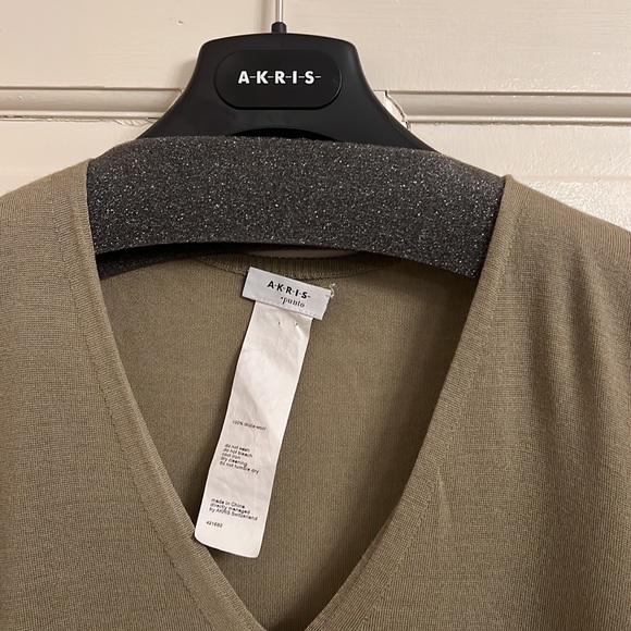 Akris Punto Wool Sweater size 10 - Picture 2 of 6